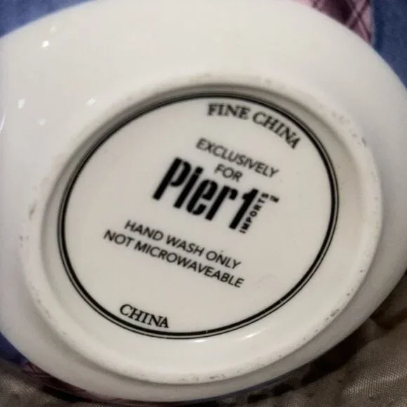 Koala Fine China Mug By Pier 1 With Gold Handle 5" Tall - Picture 3 of 5